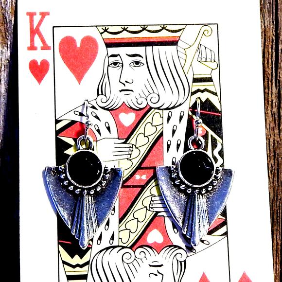 Vintage Gothic Black Beveled Stone Earrings - Picture 4 of 4